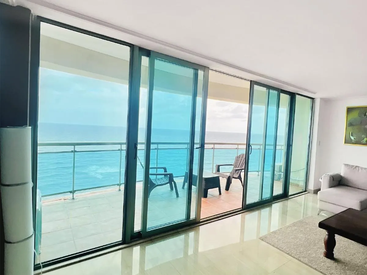 Exclusive 3 Bdr, Gym & Pool, Seaview, Luxury Tower Apartment Santo Domingo