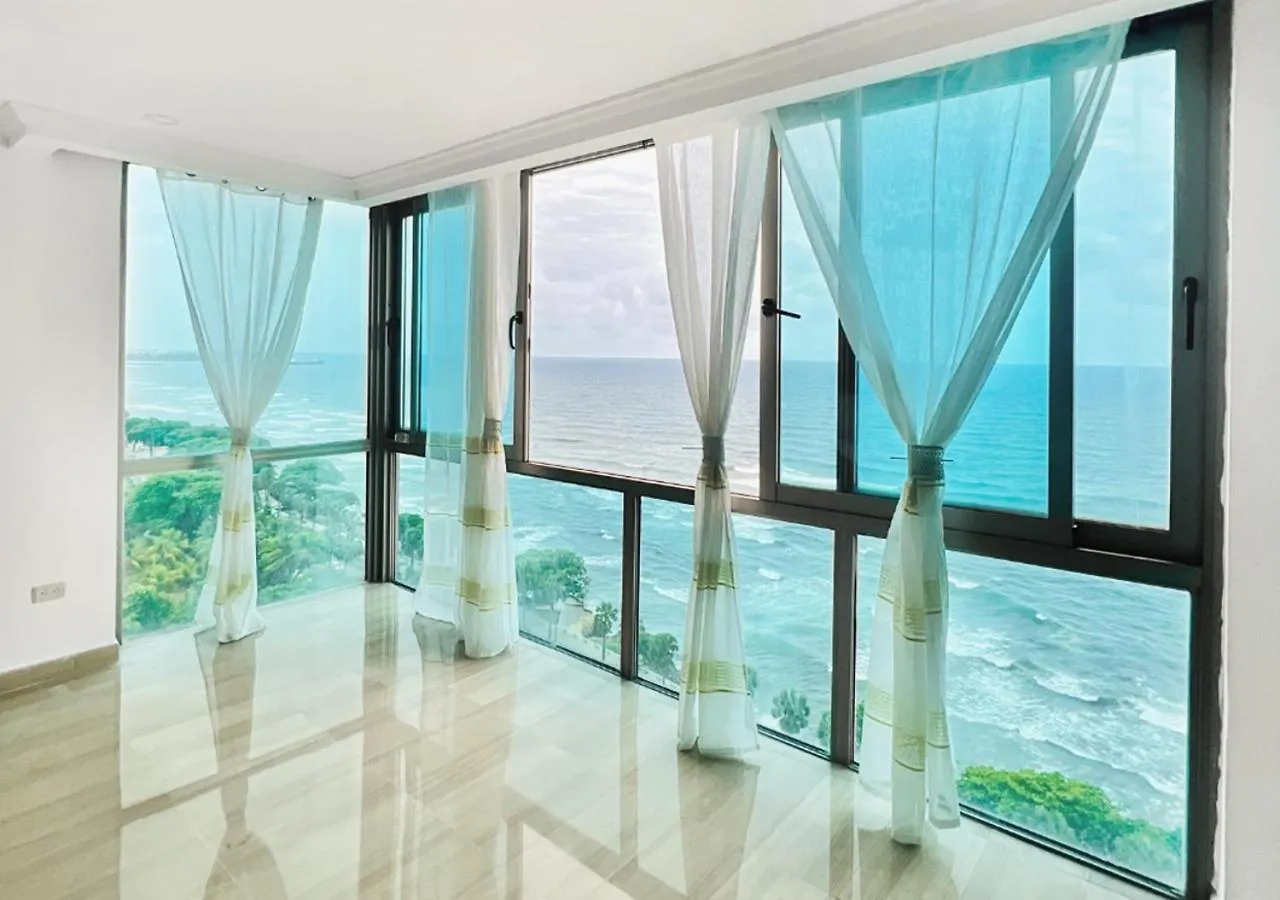 Exclusive 3 Bdr, Gym & Pool, Seaview, Luxury Tower Apartment Santo Domingo